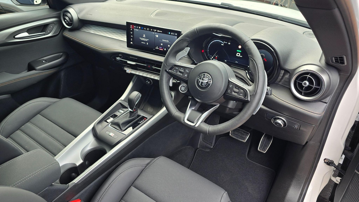 Used Alfa Romeo Tonale 2025 for sale - 76086015: Photo 3