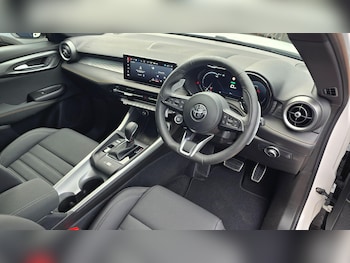 Used Alfa Romeo Tonale 2025 for sale - 76086015: Photo