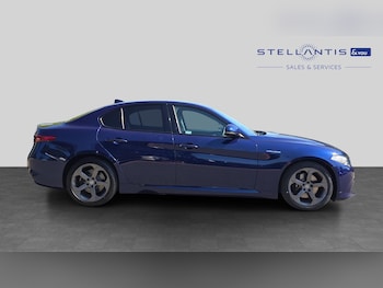 Used Alfa Romeo Giulia 2019 for sale - 79159605: Photo