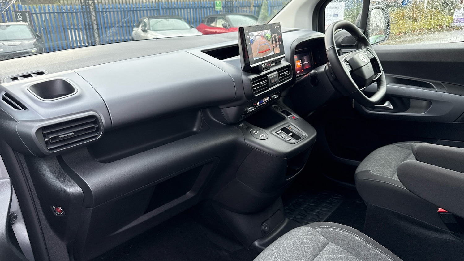 Used Vauxhall Combo Life Electric 2024 for sale - 76850911: Photo 12