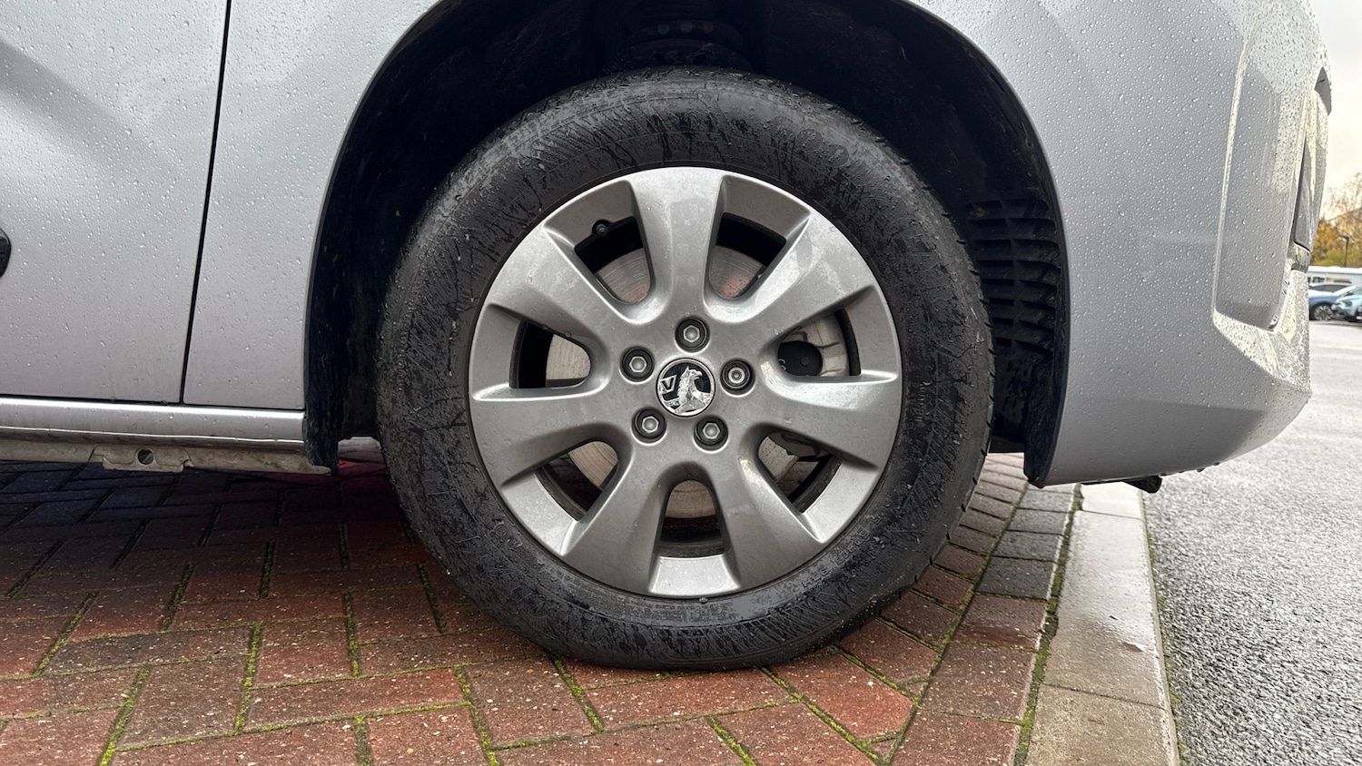 Used Vauxhall Combo Life Electric 2024 for sale - 76850911: Photo 17