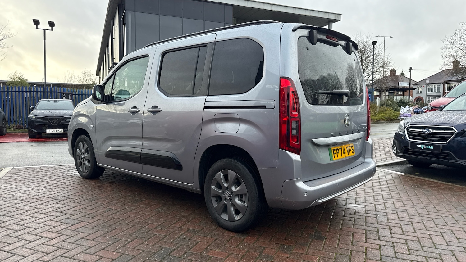 Used Vauxhall Combo Life Electric 2024 for sale - 76850911: Photo 5