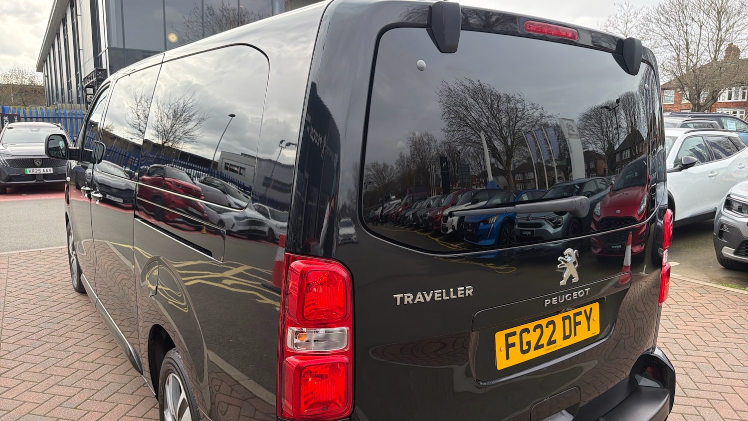 Used Peugeot Traveller 2022 for sale - 77754957: Photo 18
