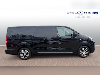 Used Peugeot Traveller 2022 for sale - 77754957: Photo