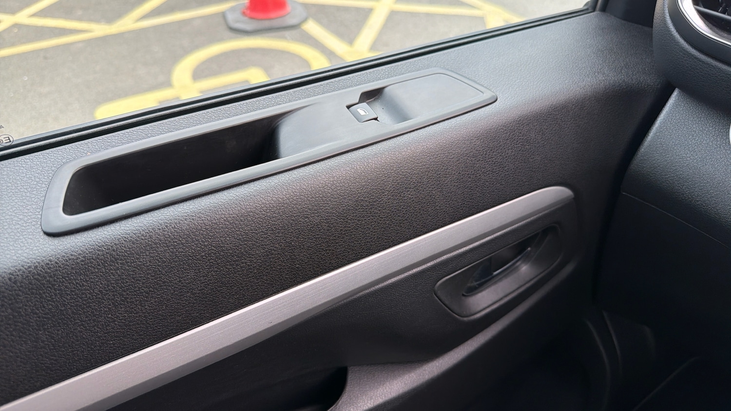 Used Peugeot Traveller 2022 for sale - 77754957: Photo 41