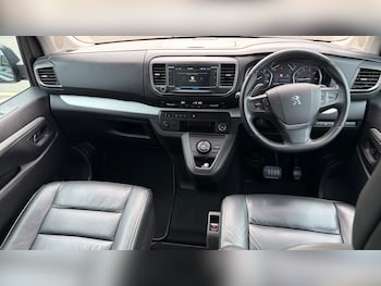 Used Peugeot Traveller 2022 for sale - 77754957: Photo