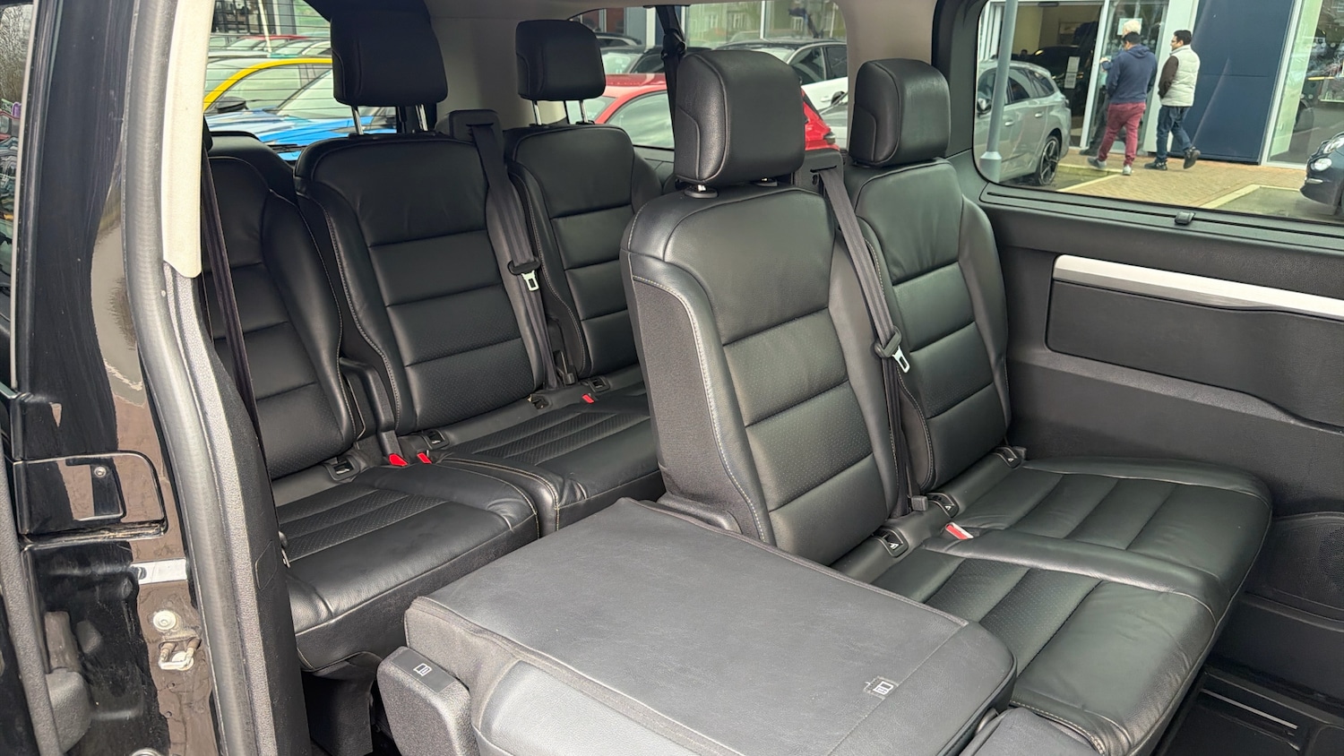 Used Peugeot Traveller 2022 for sale - 77754957: Photo 50