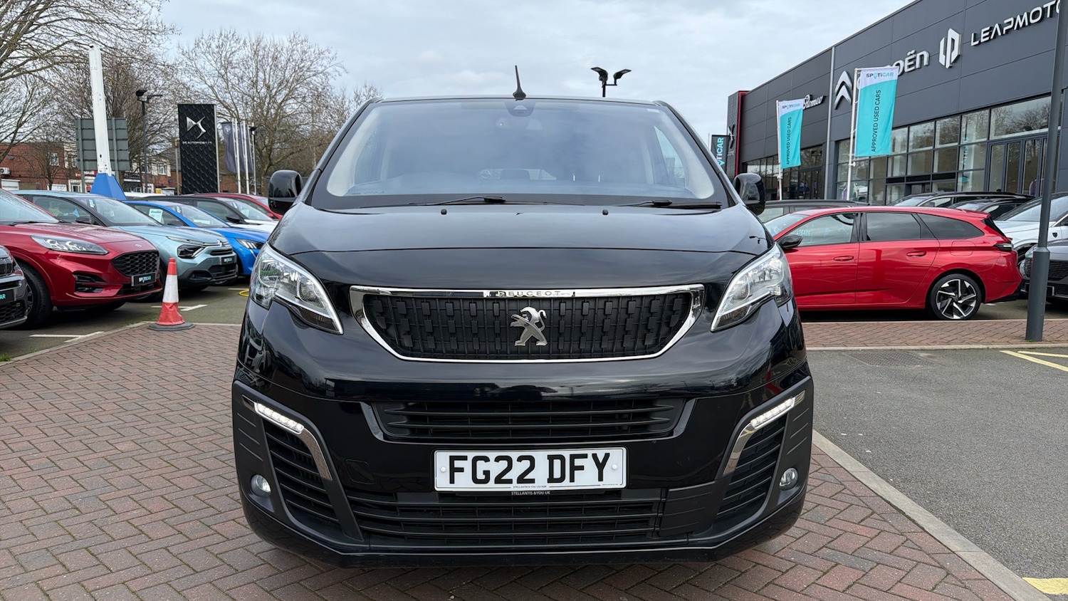 Used Peugeot Traveller 2022 for sale - 77754957: Photo 8