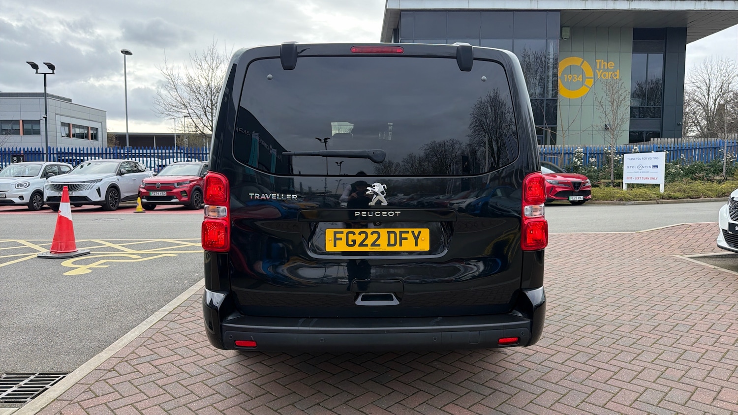 Used Peugeot Traveller 2022 for sale - 77754957: Photo 9