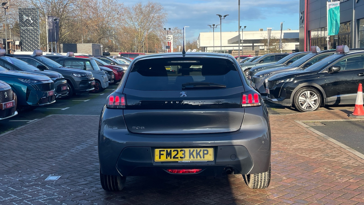 Used Peugeot 208 2023 for sale - 77092101: Photo 10