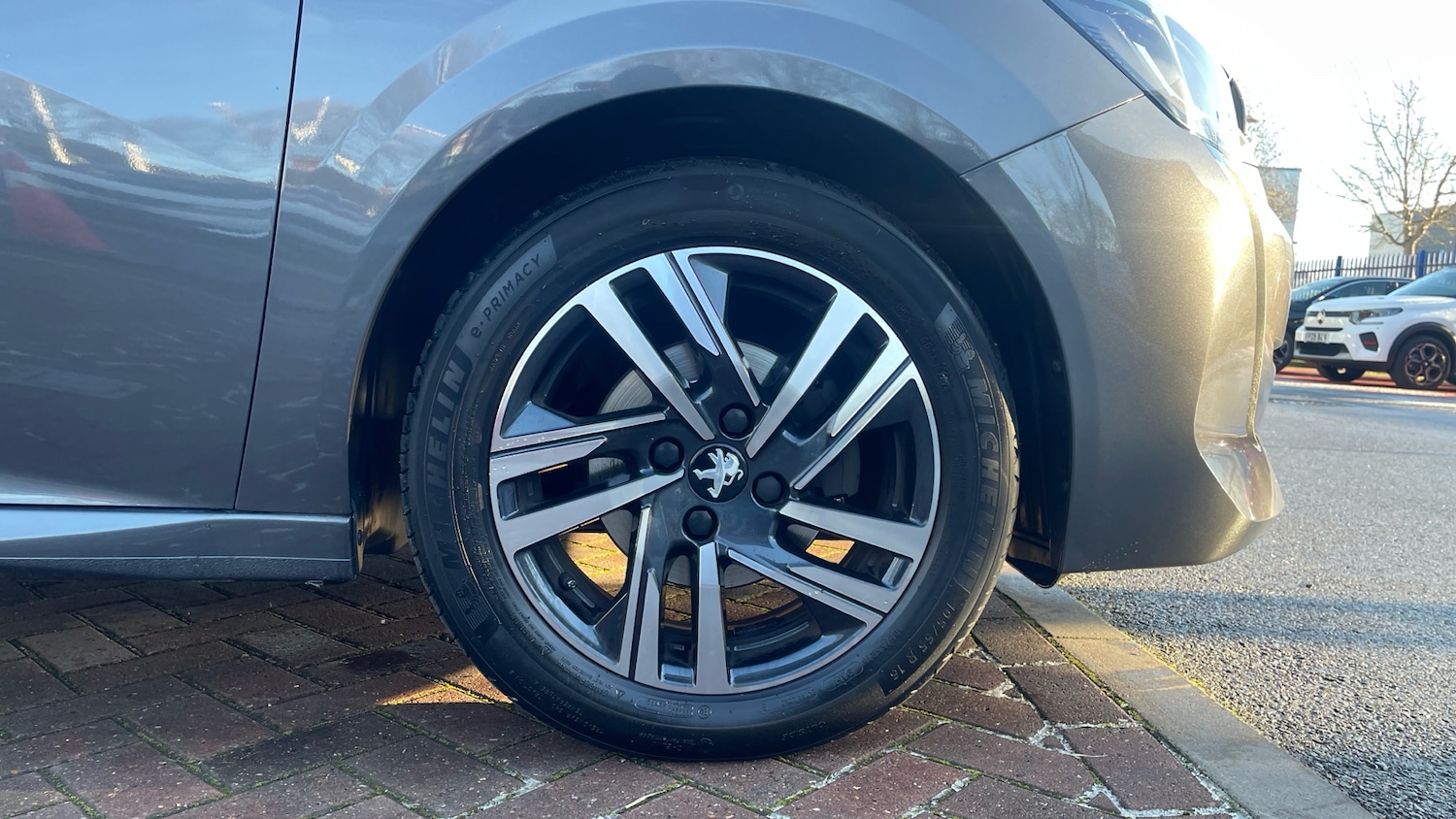 Used Peugeot 208 2023 for sale - 77092101: Photo 18