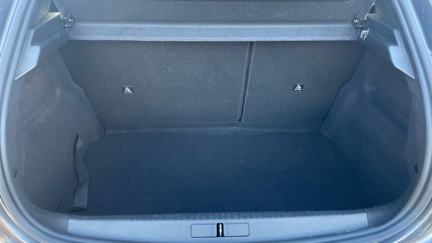 Used Peugeot 208 2023 for sale - 77092101: Photo 20