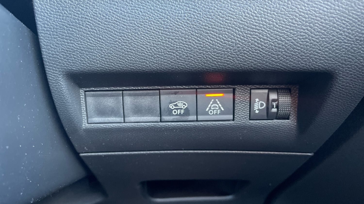 Used Peugeot 208 2023 for sale - 77092101: Photo 34