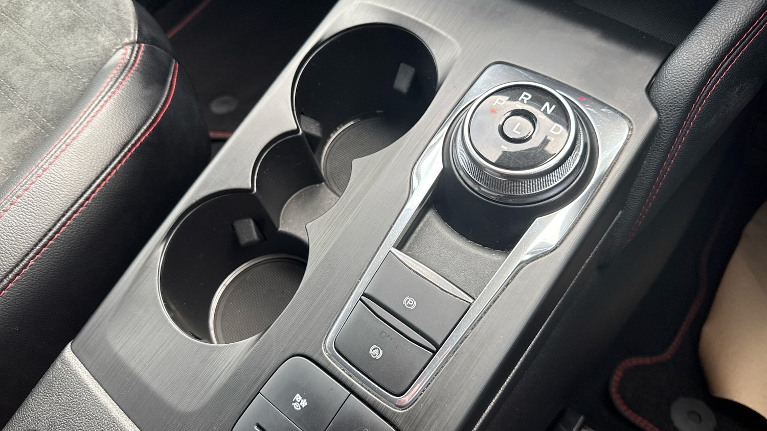 Used Ford Kuga 2022 for sale - 76716054: Photo 21