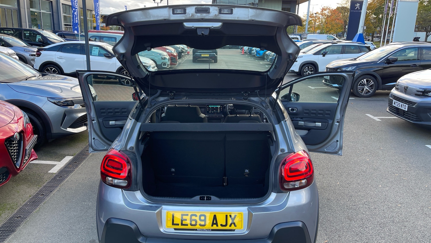 Used Citroen C3 2020 for sale - 76139427: Photo 19