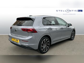 Used Volkswagen Golf 2021 for sale - 76486417: Photo