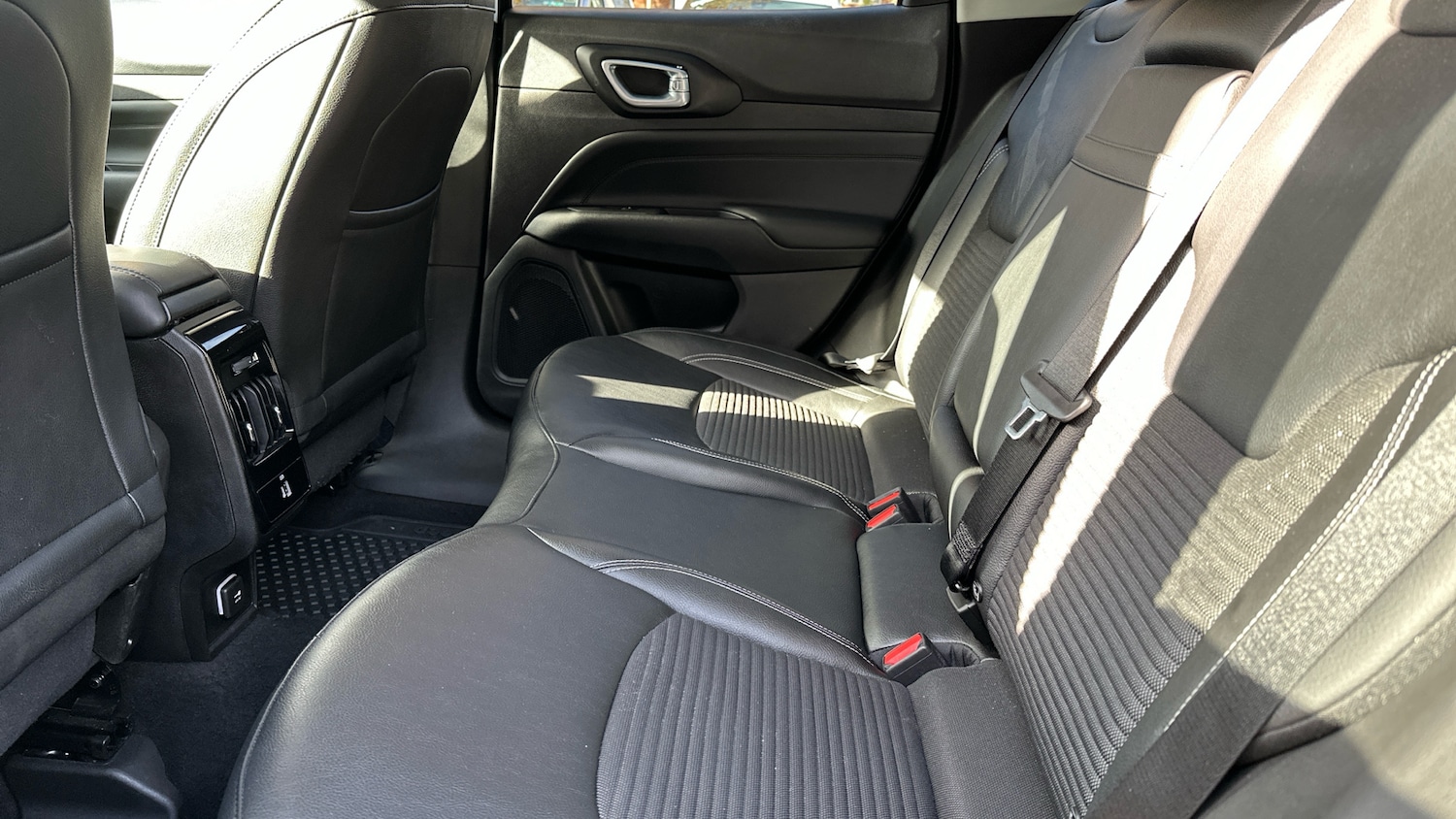 Used Jeep Compass 2023 for sale - 76574409: Photo 33