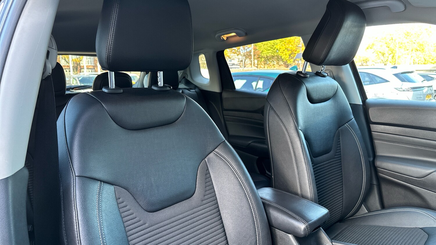 Used Jeep Compass 2023 for sale - 76574409: Photo 42