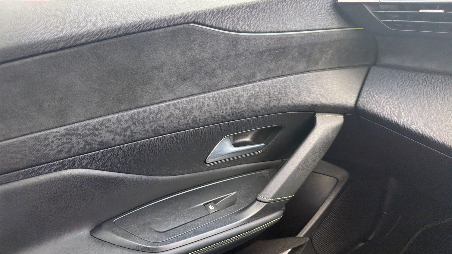 Used Peugeot 308 SW 2024 for sale - 77659664: Photo 41