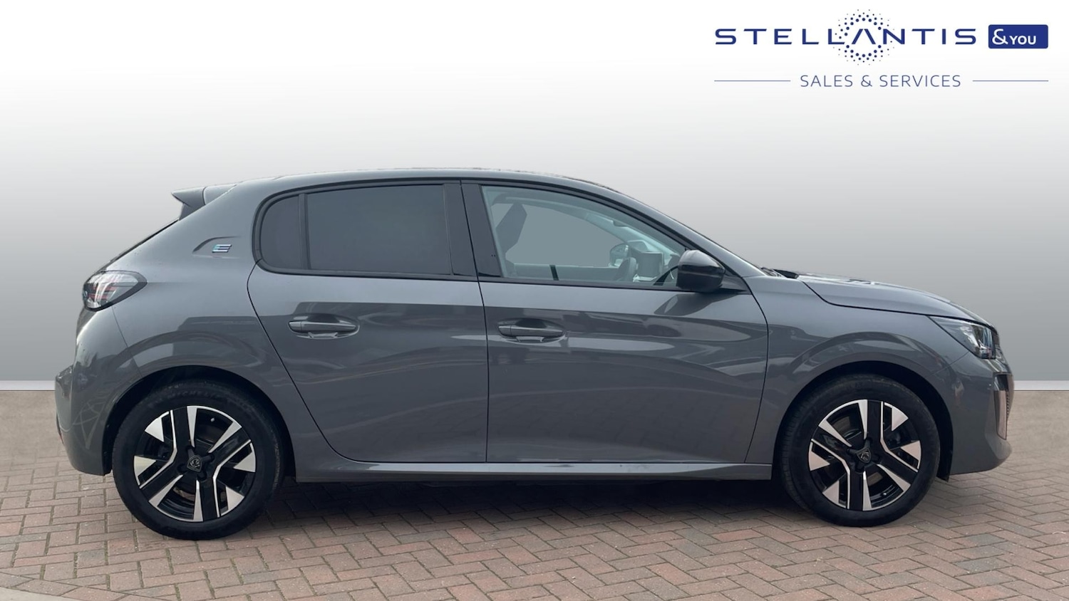 Used Peugeot 208 2024 for sale - 76433841: Photo 2