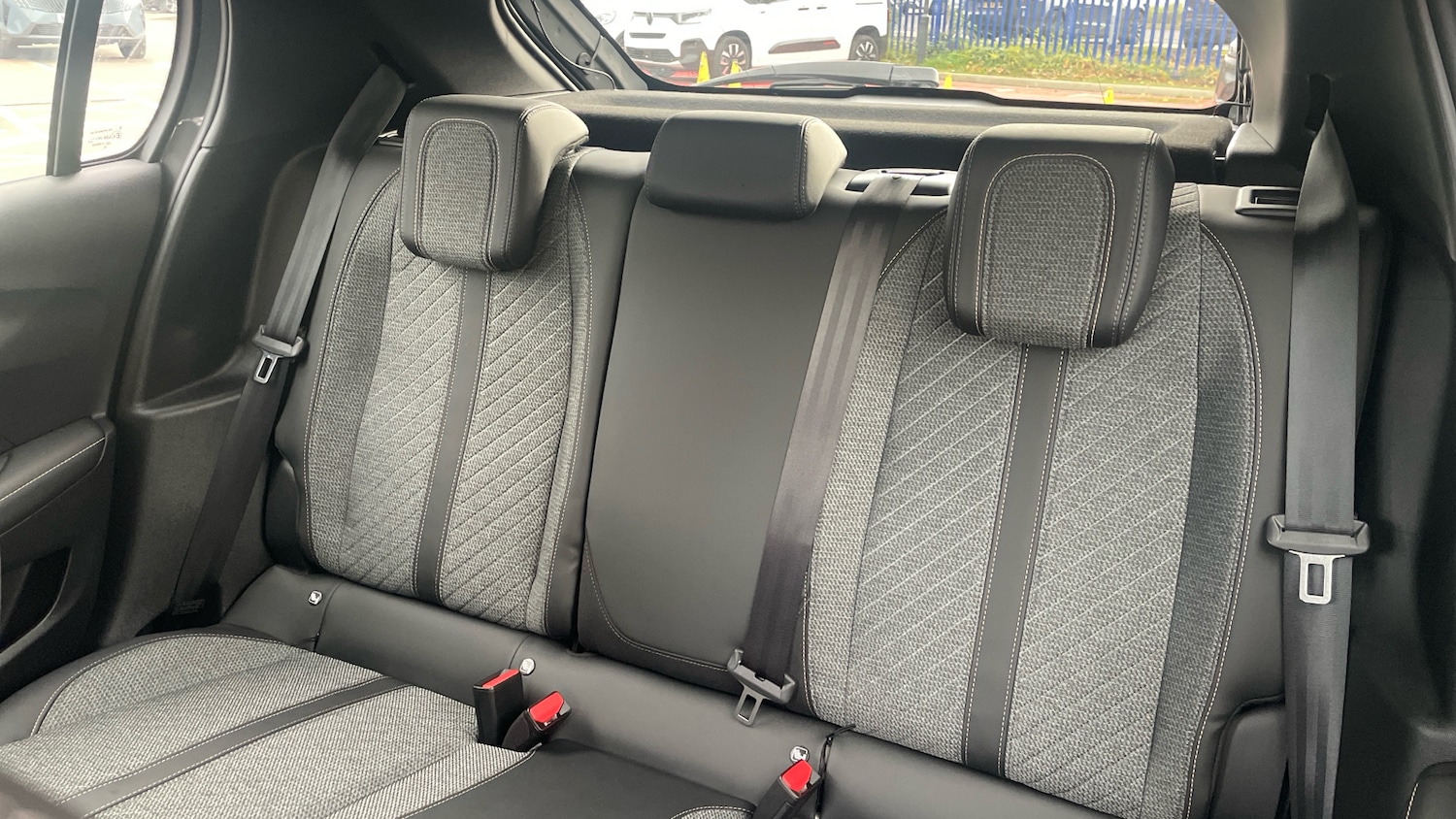 Used Peugeot 208 2024 for sale - 76433841: Photo 25