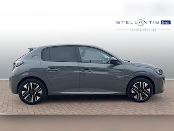 Used Peugeot 208 2024 for sale - 76433841: Photo
