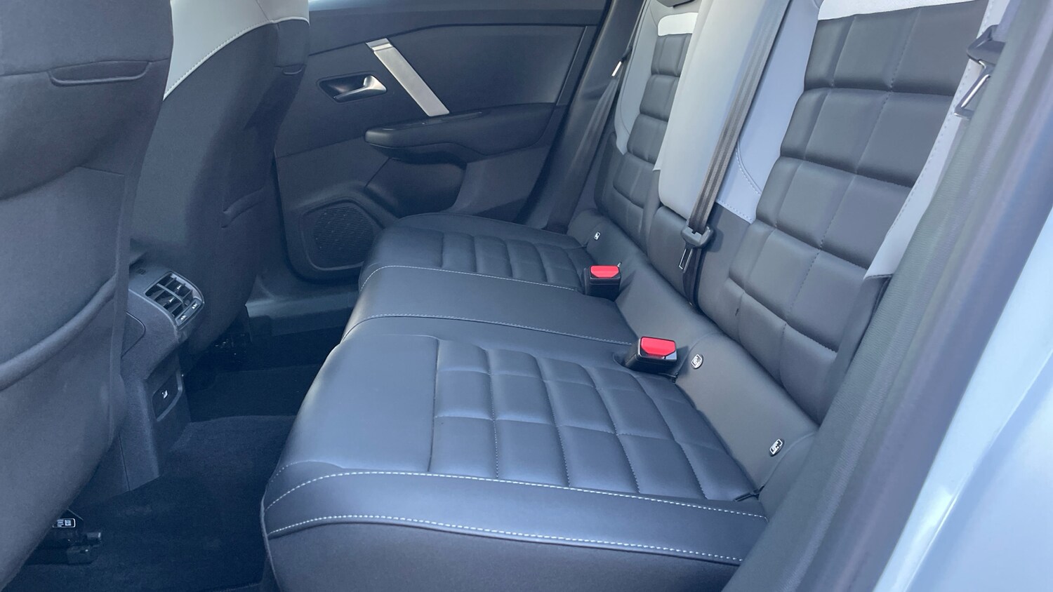 Used Citroen C4 2025 for sale - 76850907: Photo 34