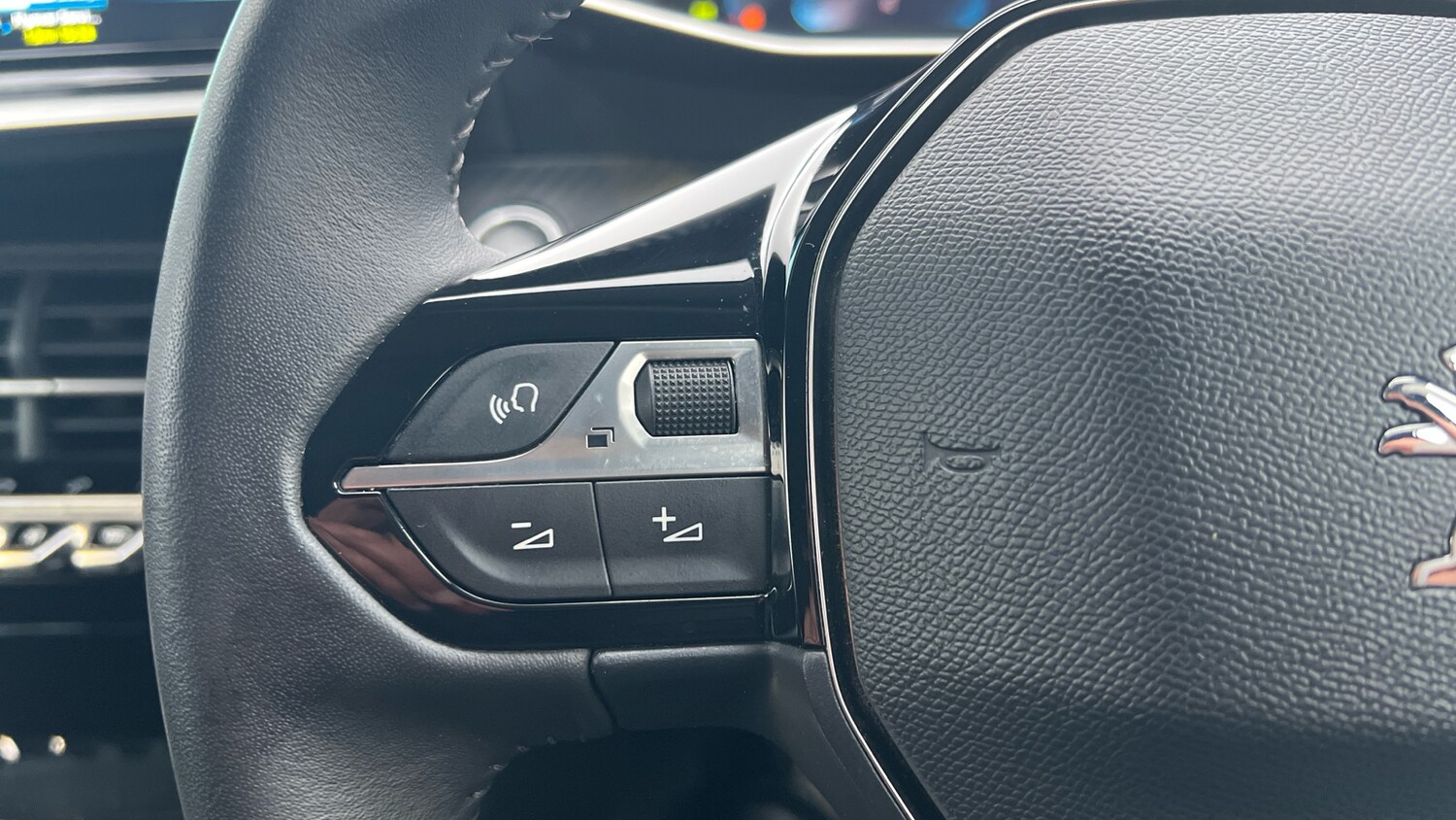 Used Peugeot 208 2022 for sale - 77551320: Photo 23