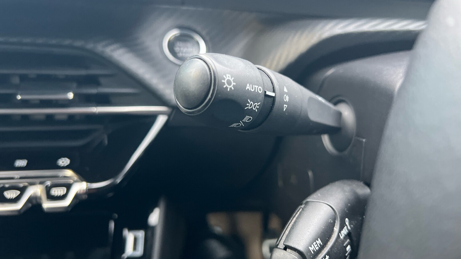 Used Peugeot 208 2022 for sale - 77551320: Photo 27