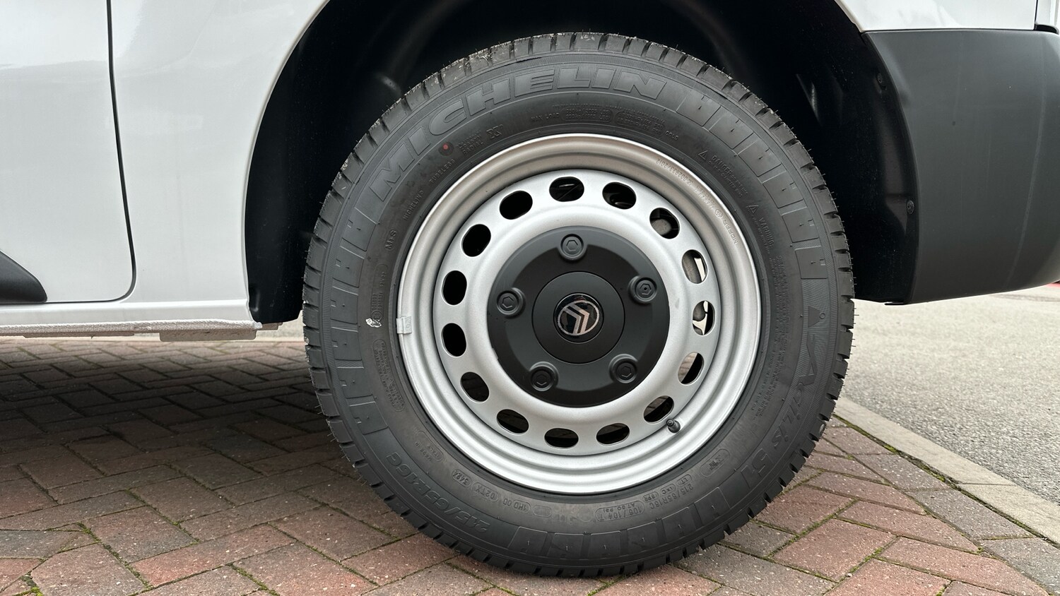 Used Citroen Dispatch 2024 for sale - 76338260: Photo 15