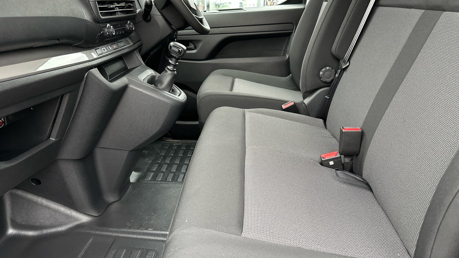 Used Citroen Dispatch 2024 for sale - 76338260: Photo 33