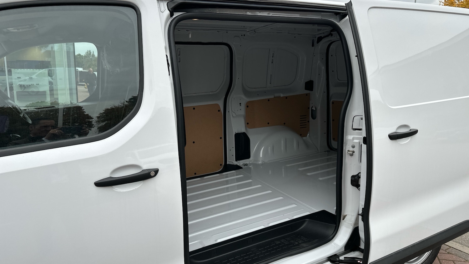 Used Citroen Dispatch 2024 for sale - 76338260: Photo 49