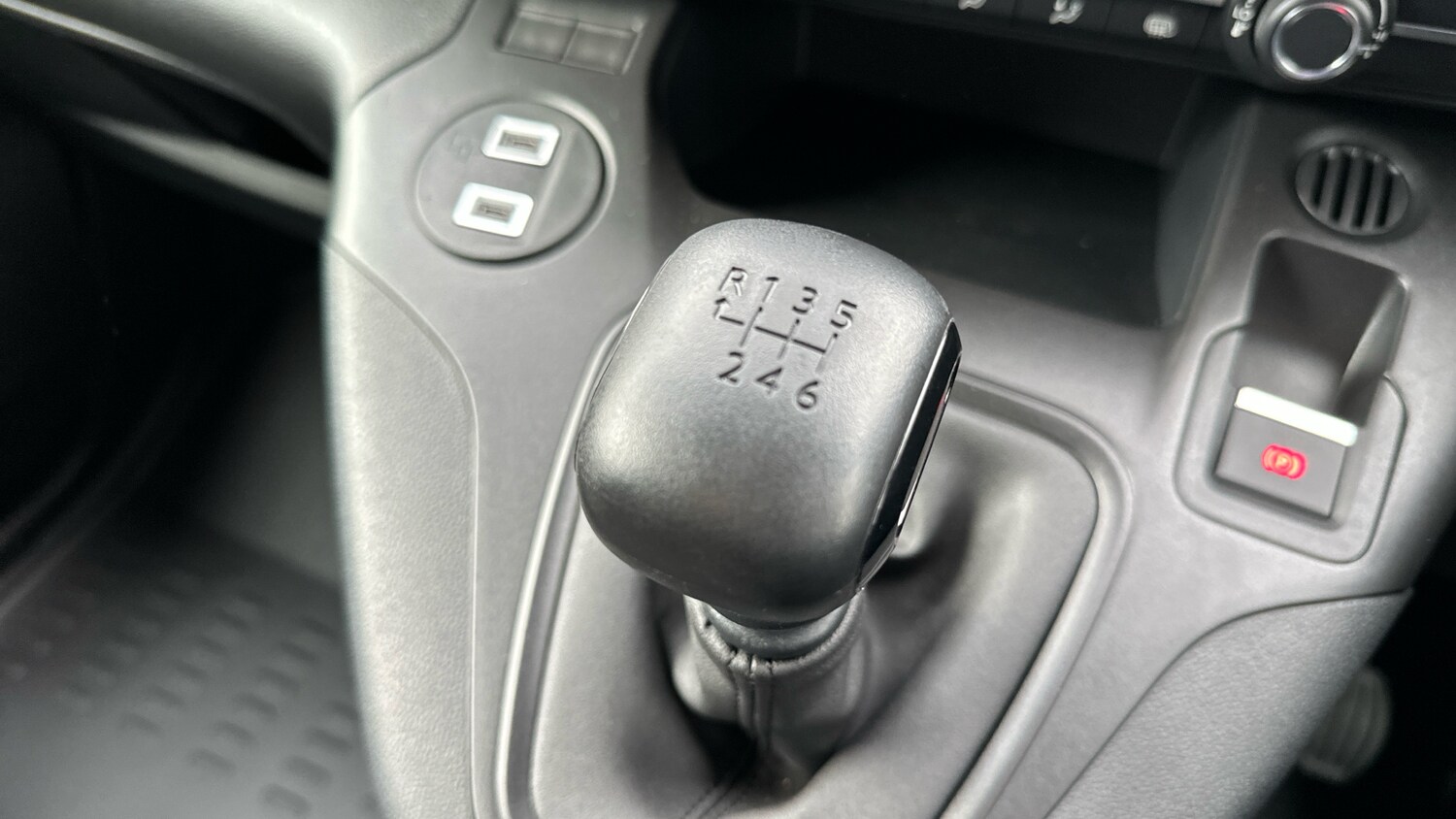 Used Peugeot Partner 2025 for sale - 76248432: Photo 20