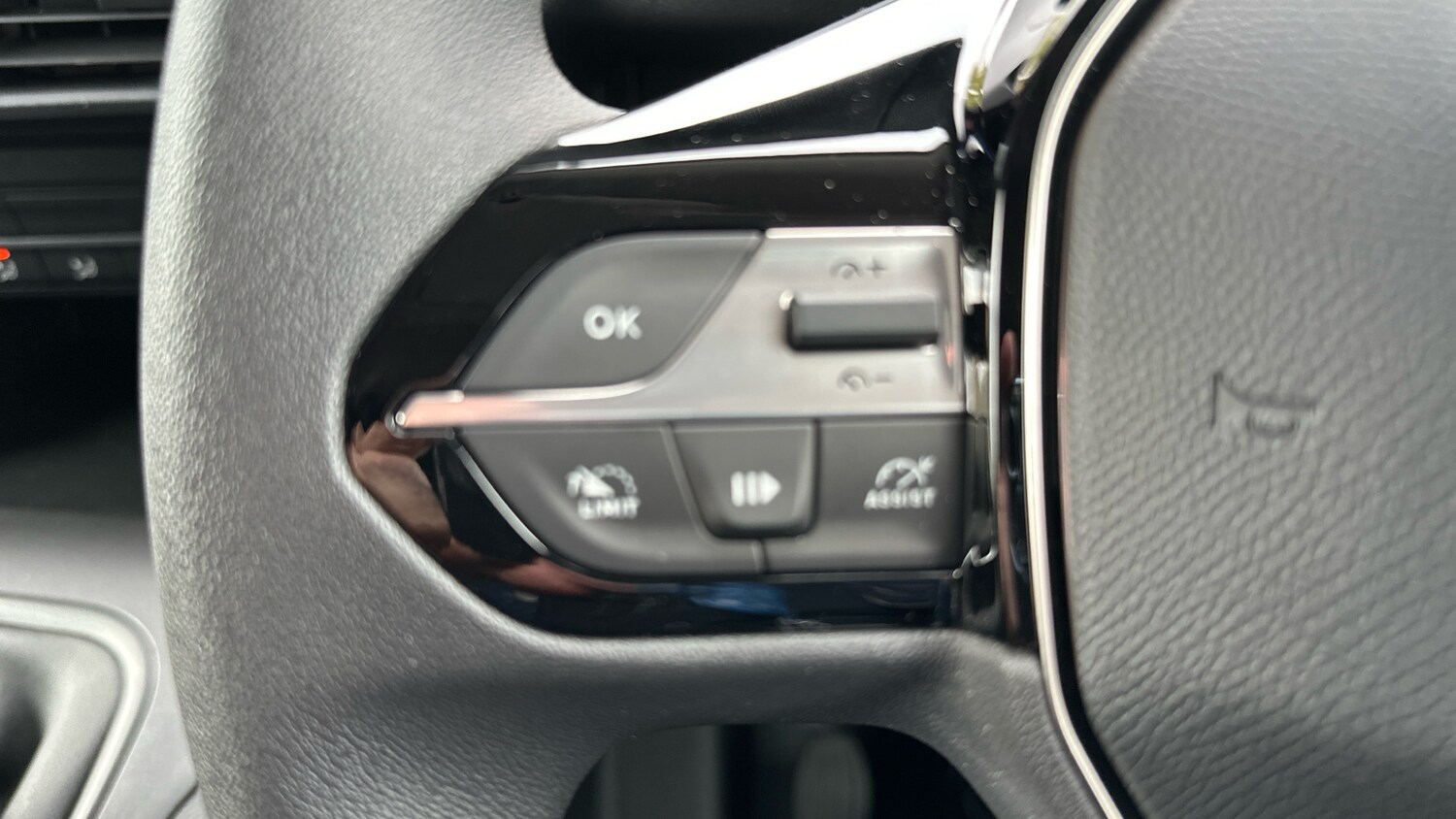 Used Peugeot Partner 2025 for sale - 76248432: Photo 23