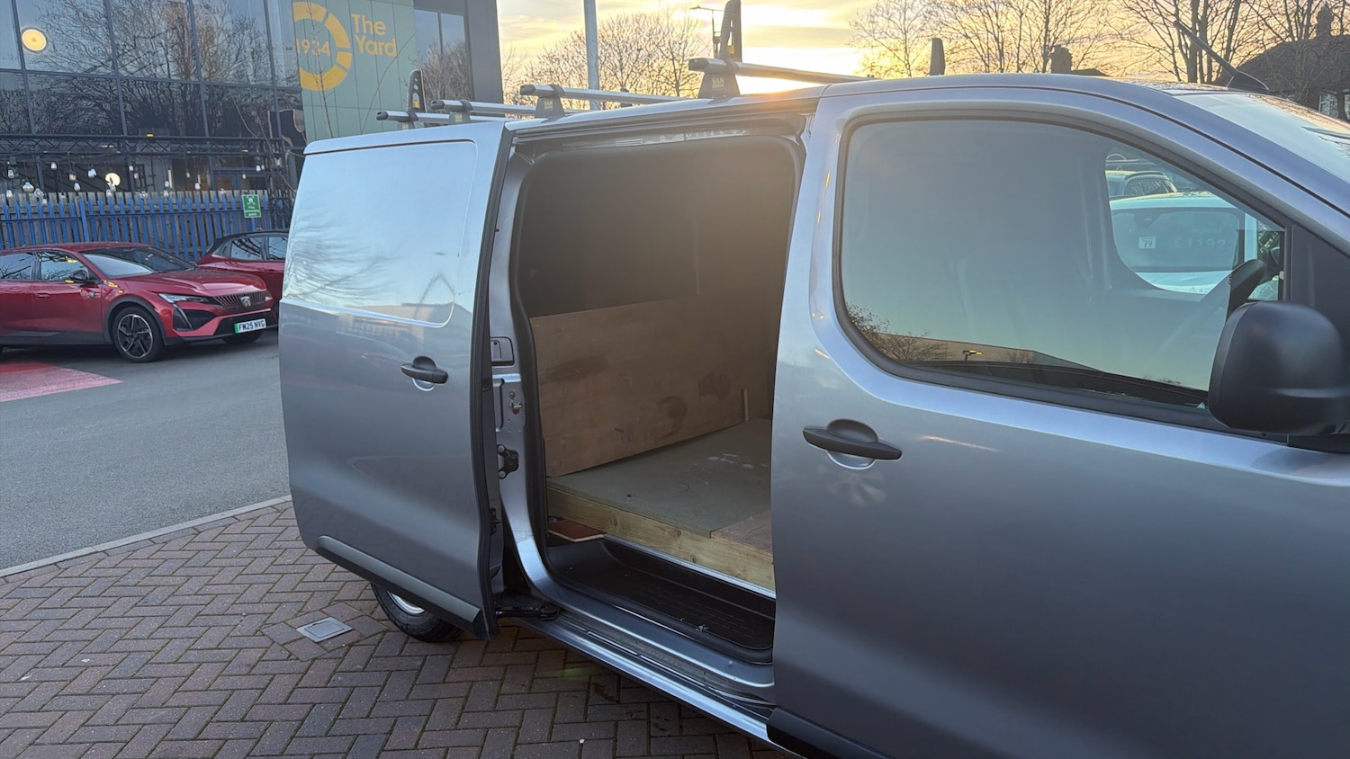 Used Peugeot Expert 2022 for sale - 77739234: Photo 18