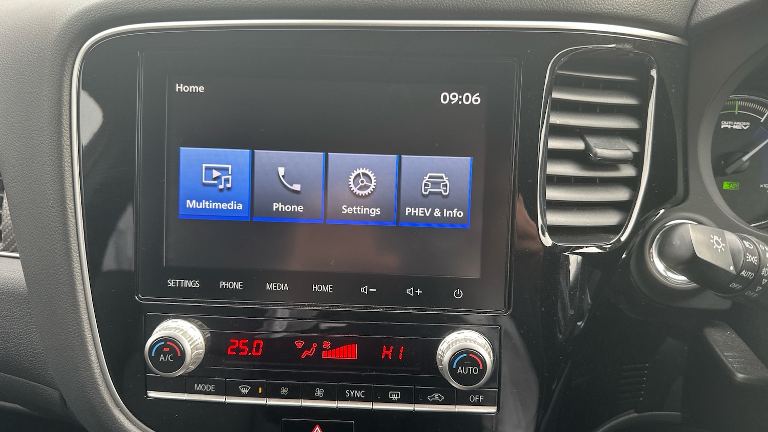 Used Mitsubishi Outlander 2020 for sale - 77560437: Photo 31