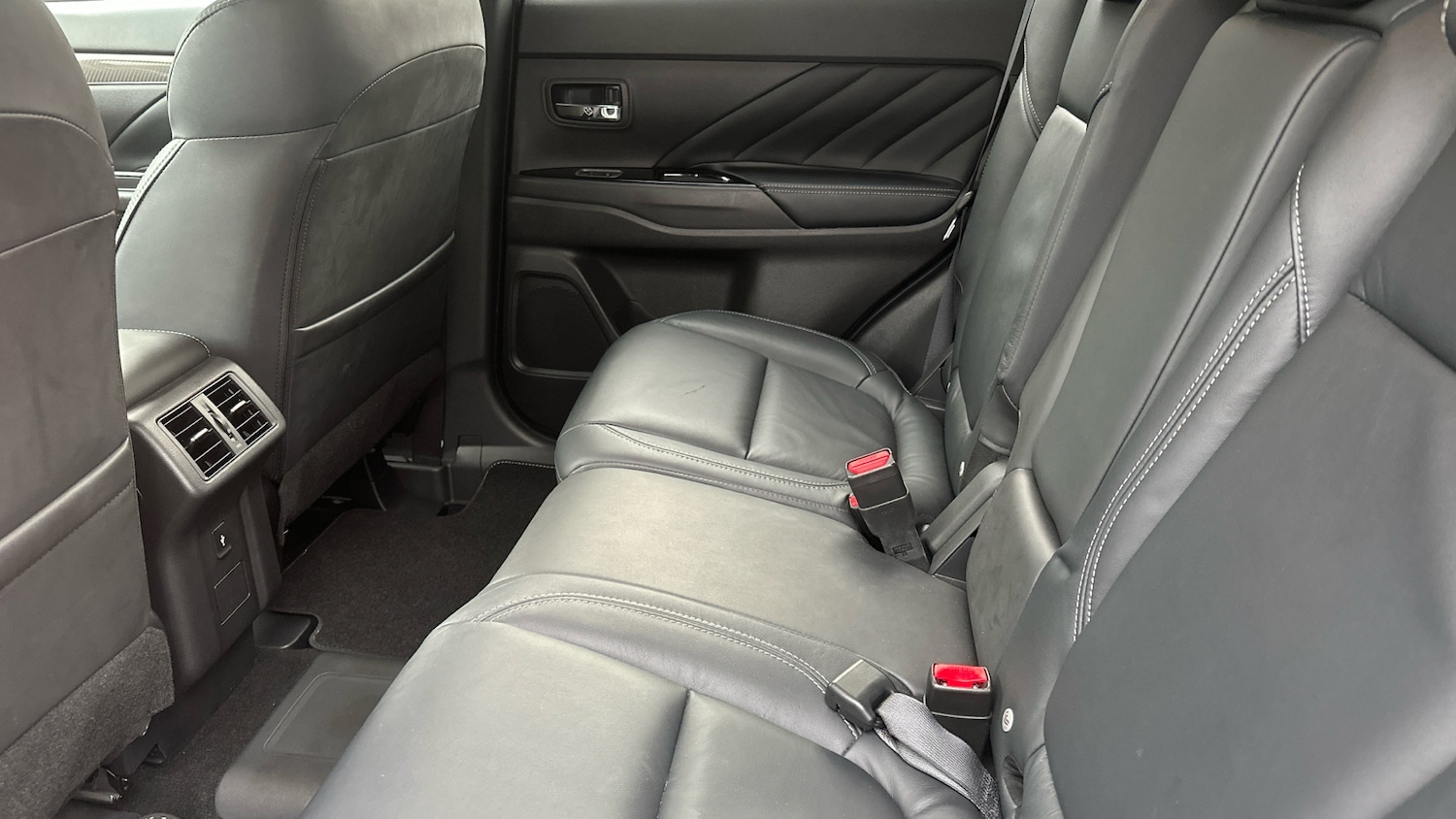 Used Mitsubishi Outlander 2020 for sale - 77560437: Photo 33