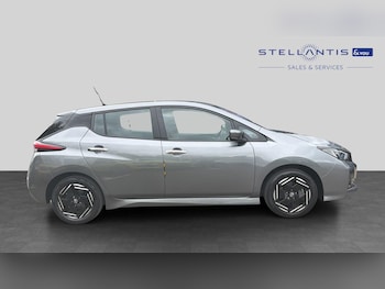Used Nissan Leaf 2022 for sale - 78609961: Photo