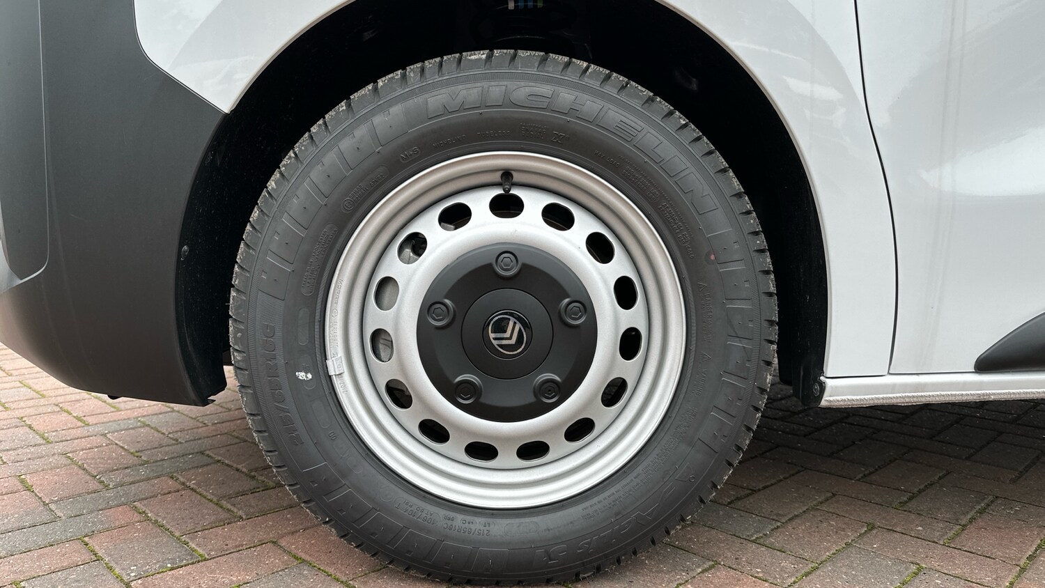 Used Citroen Dispatch 2024 for sale - 76338261: Photo 14