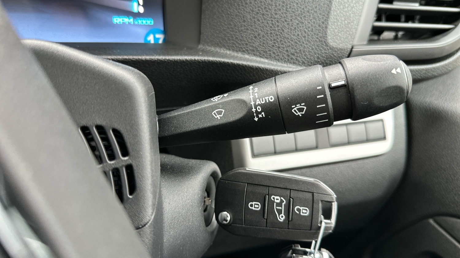 Used Citroen Dispatch 2024 for sale - 76338261: Photo 28