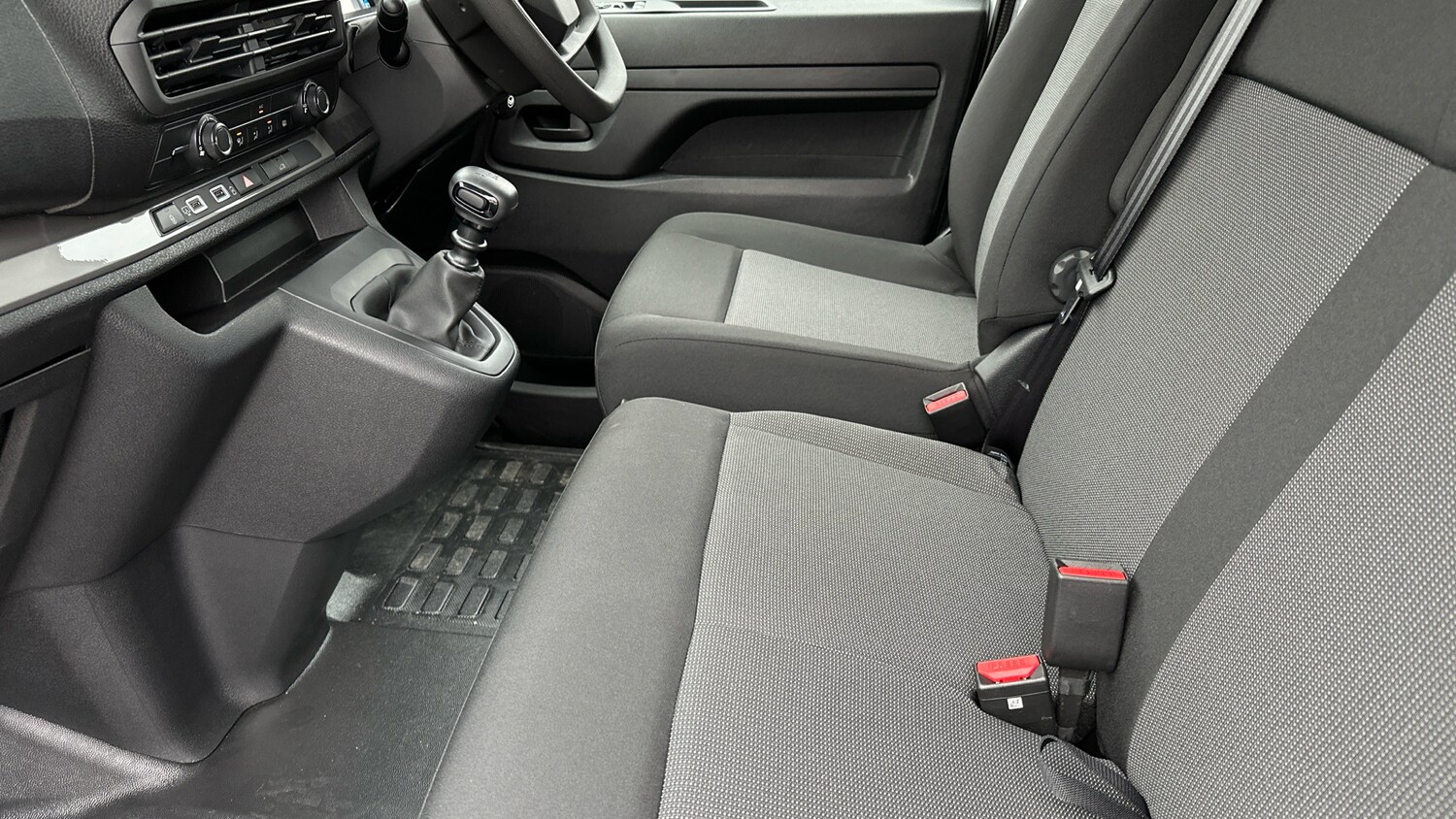 Used Citroen Dispatch 2024 for sale - 76338261: Photo 33