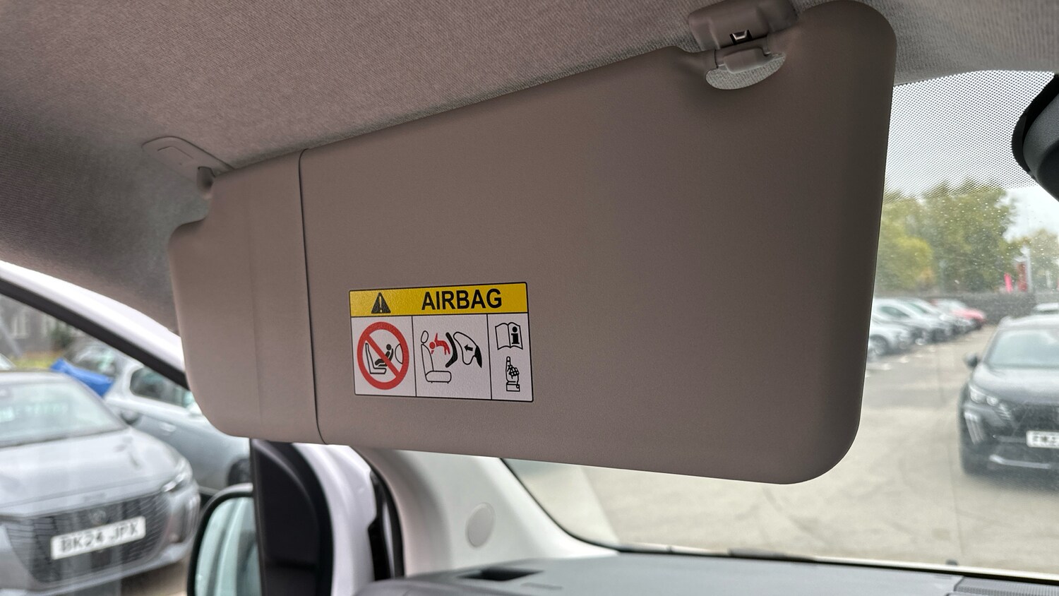 Used Citroen Dispatch 2024 for sale - 76338261: Photo 36