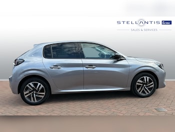 Used Peugeot 208 2022 for sale - 75811183: Photo