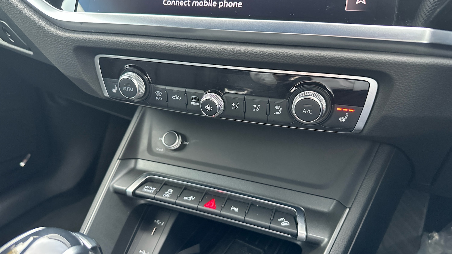 Used Audi Q3 2024 for sale - 76372177: Photo 50