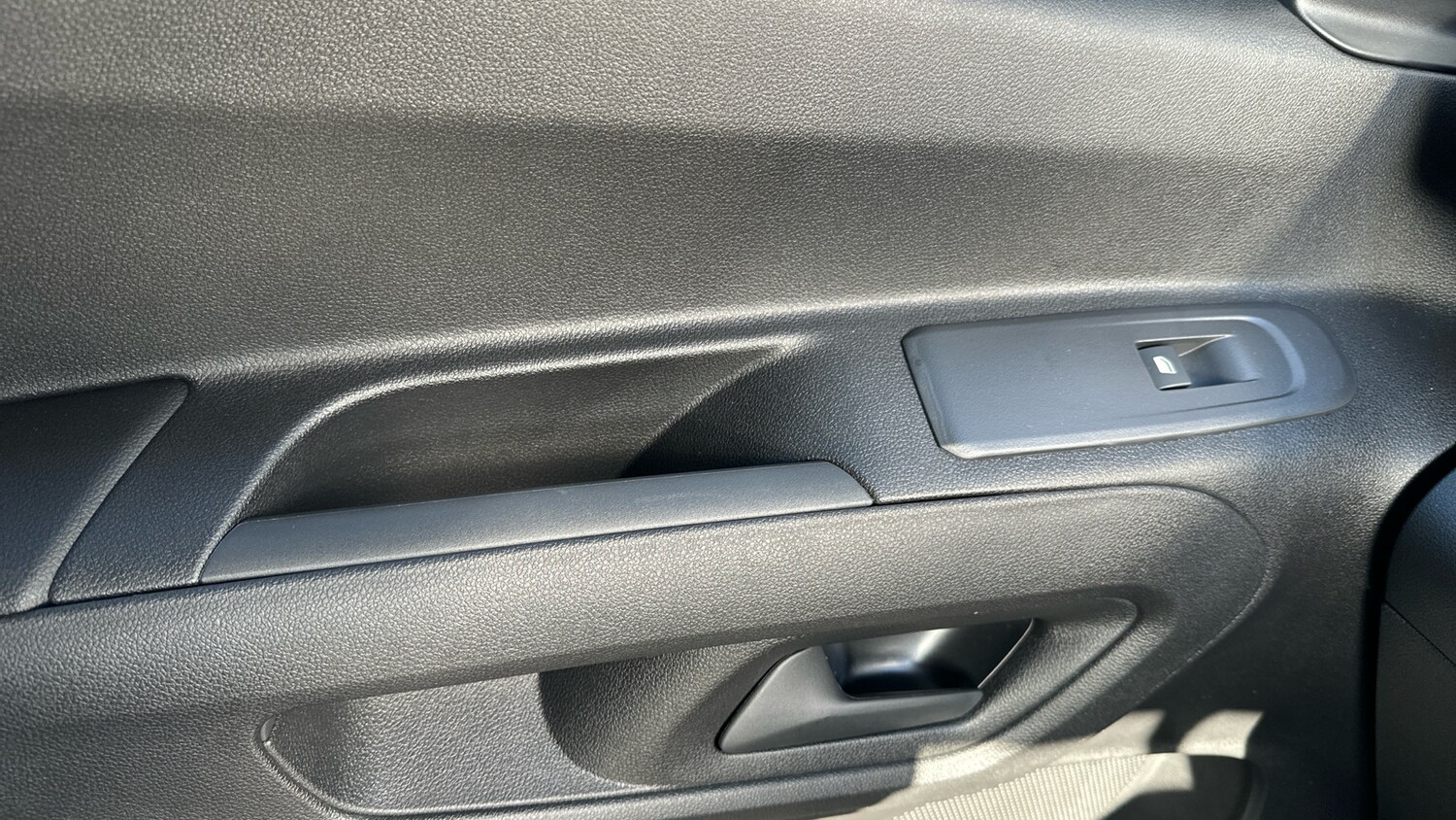 Used Citroen Berlingo 2024 for sale - 76123535: Photo 41