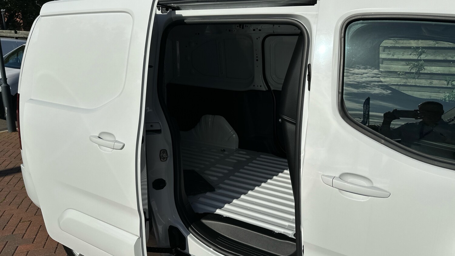 Used Citroen Berlingo 2024 for sale - 76123535: Photo 50