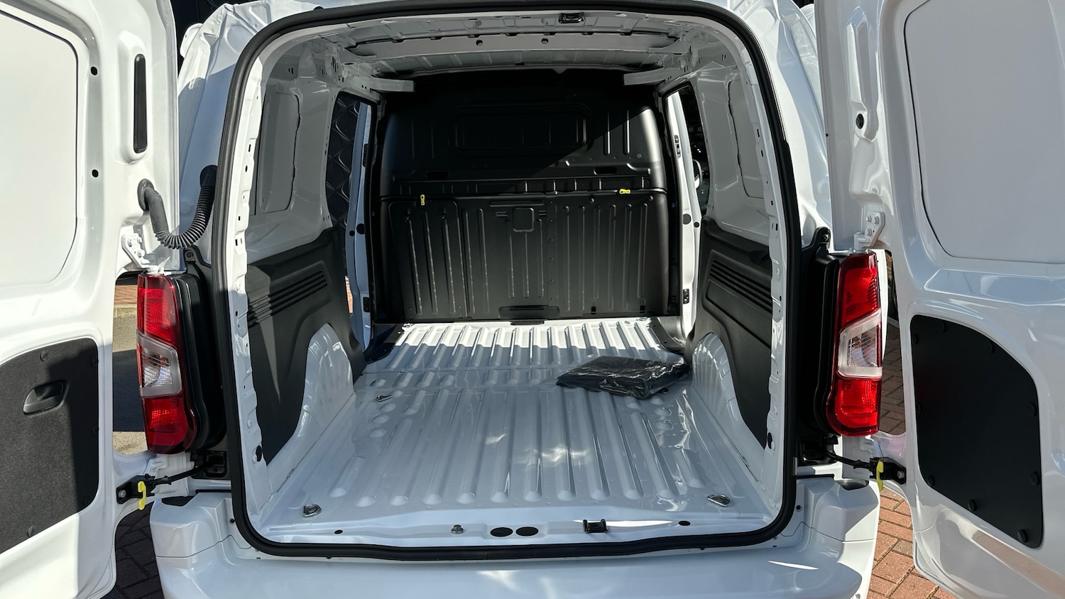 Used Citroen Berlingo 2024 for sale - 76123535: Photo 52