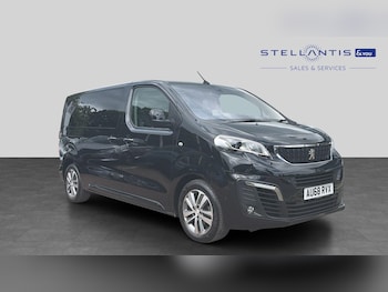 Used Peugeot Traveller 2018 for sale - 78923681: Photo