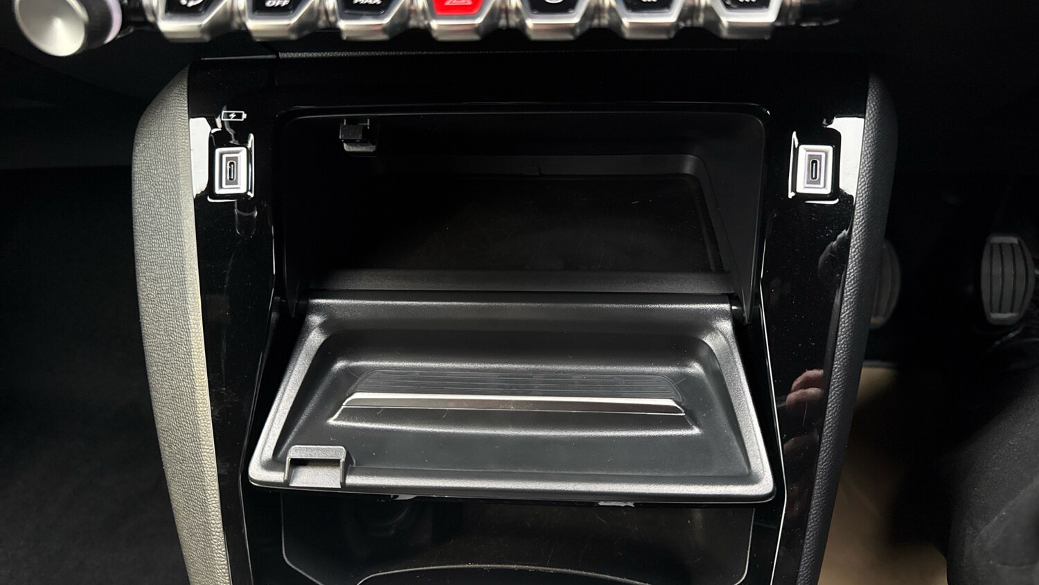 Used Peugeot 2008 2025 for sale - 77479928: Photo 28