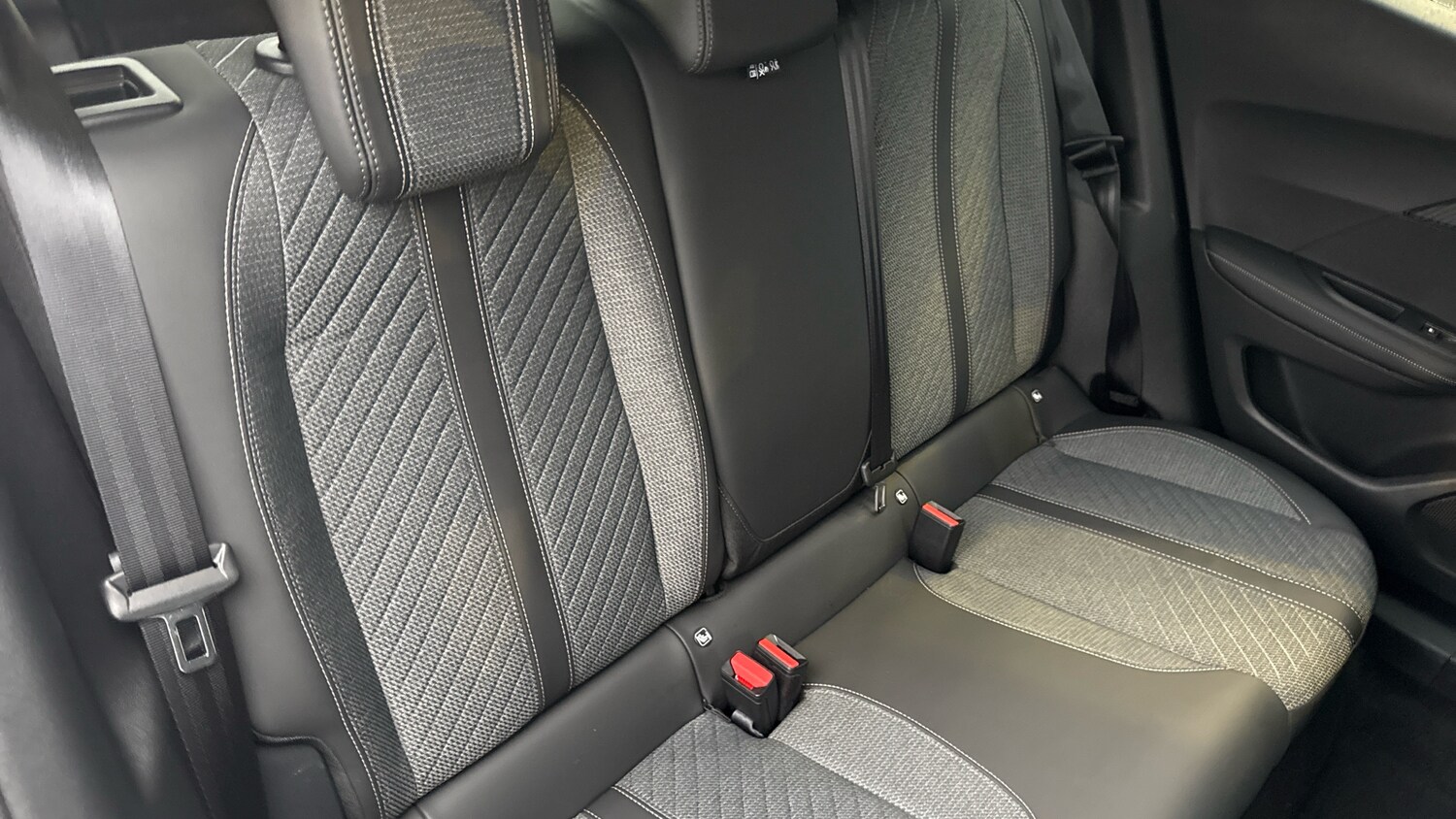 Used Peugeot 2008 2025 for sale - 77479928: Photo 39